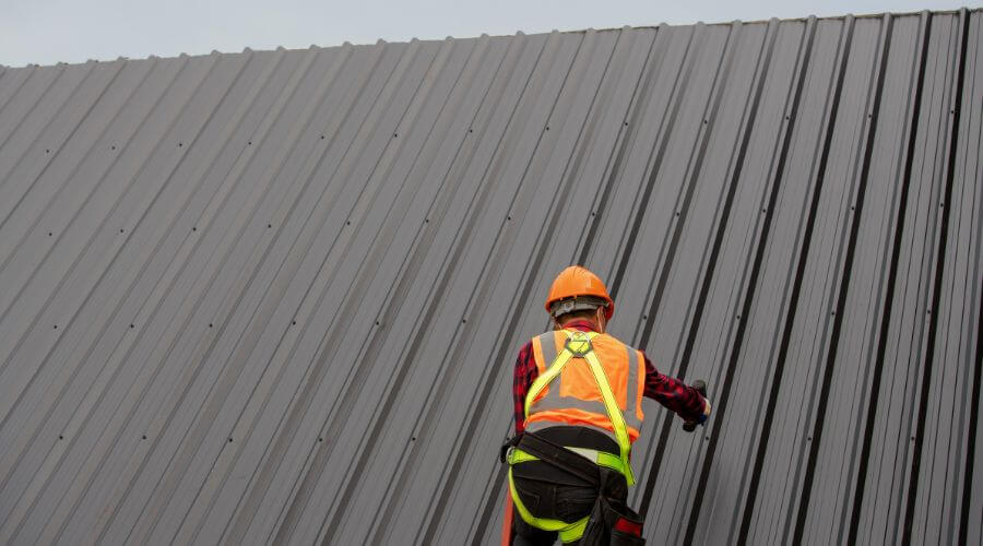 Professional residential roofers in New Rockford, ND